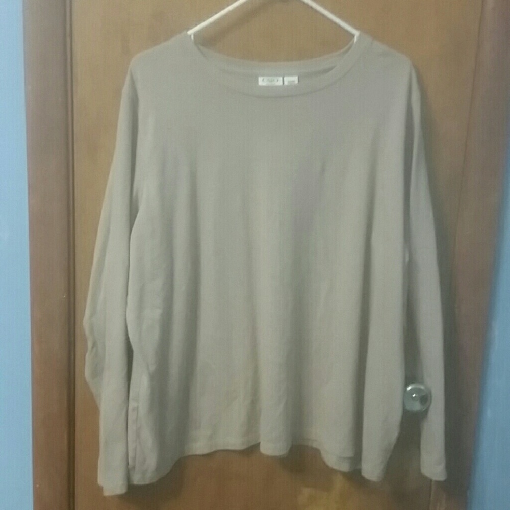 Long sleeve shirt
